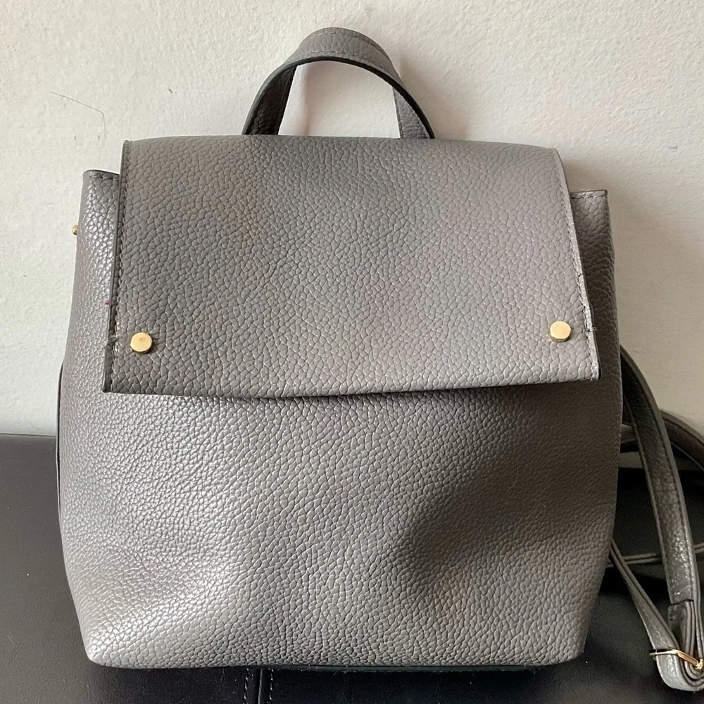 A new day backpack - EUC